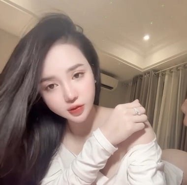 Chu Thúy Quỳnh được bạn trai 