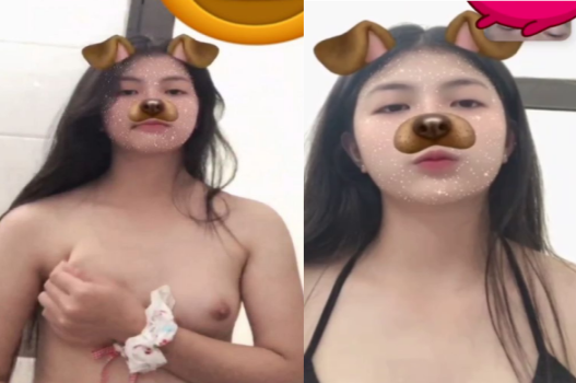 Nhớ anh cởi bra khoe vếu khi gọi video